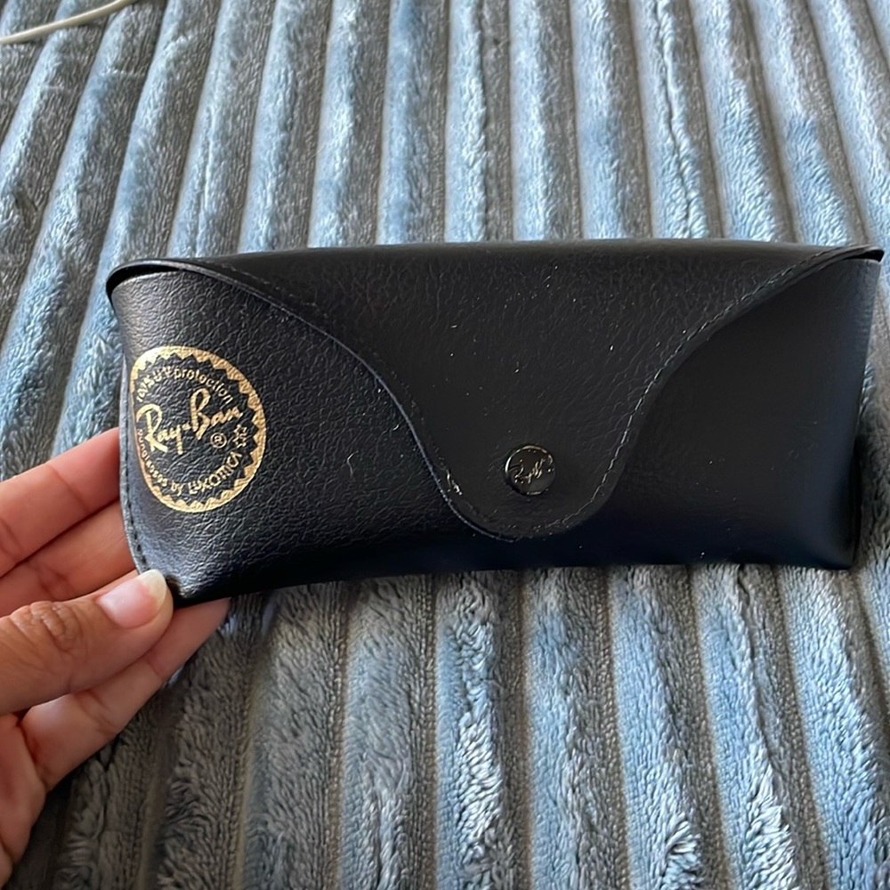 Ray-Ban sunglasses case (Case Only)